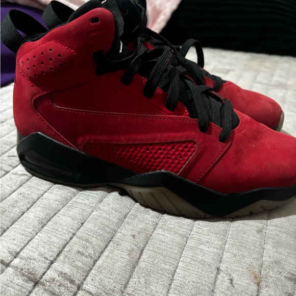 Red Jordan Basketball Shoes - Picture 7 of 9